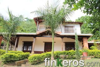 Casa de campo Loma Alta - Finca en San Gil, Santander